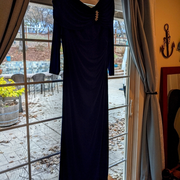 Blue beauty - Picture 1 of 3